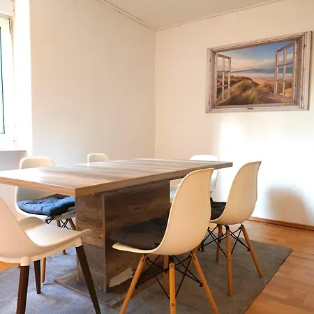 Apartment Sehr Grosse Ferienwohnung, In Wehome Classic *