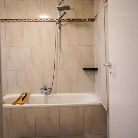 Sehr Grosse Ferienwohnung, In Wehome Classic * Kaiserslautern