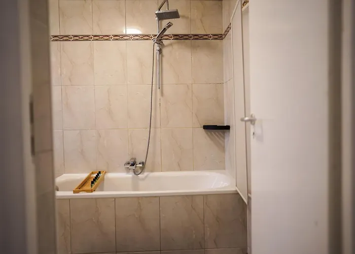 Sehr Grosse Ferienwohnung, In Wehome Classic * Kaiserslautern